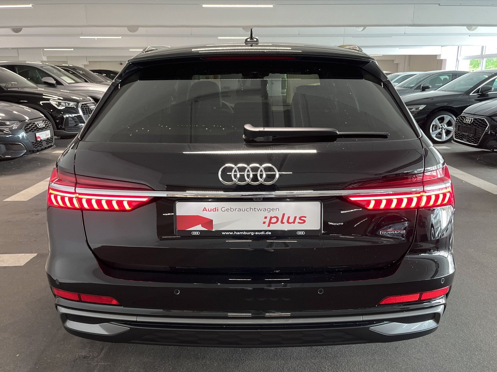 Audi A6 Avant 45 TFSI qu S line S tronic - Samsaru's Car Outlet