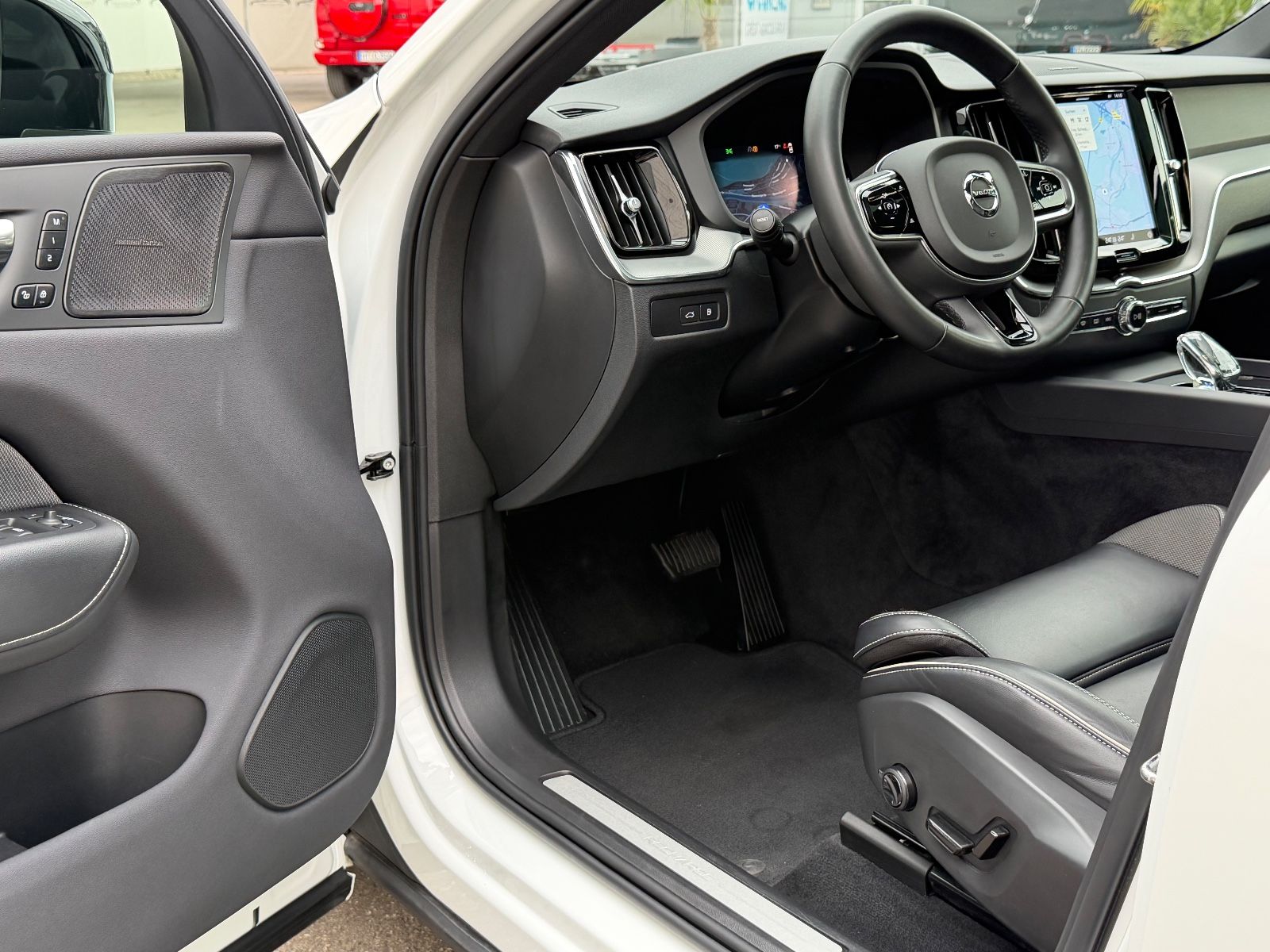 Volvo XC60 T6 Hybrid Ultimate Dark 1Hd Unfallfrei TOP!