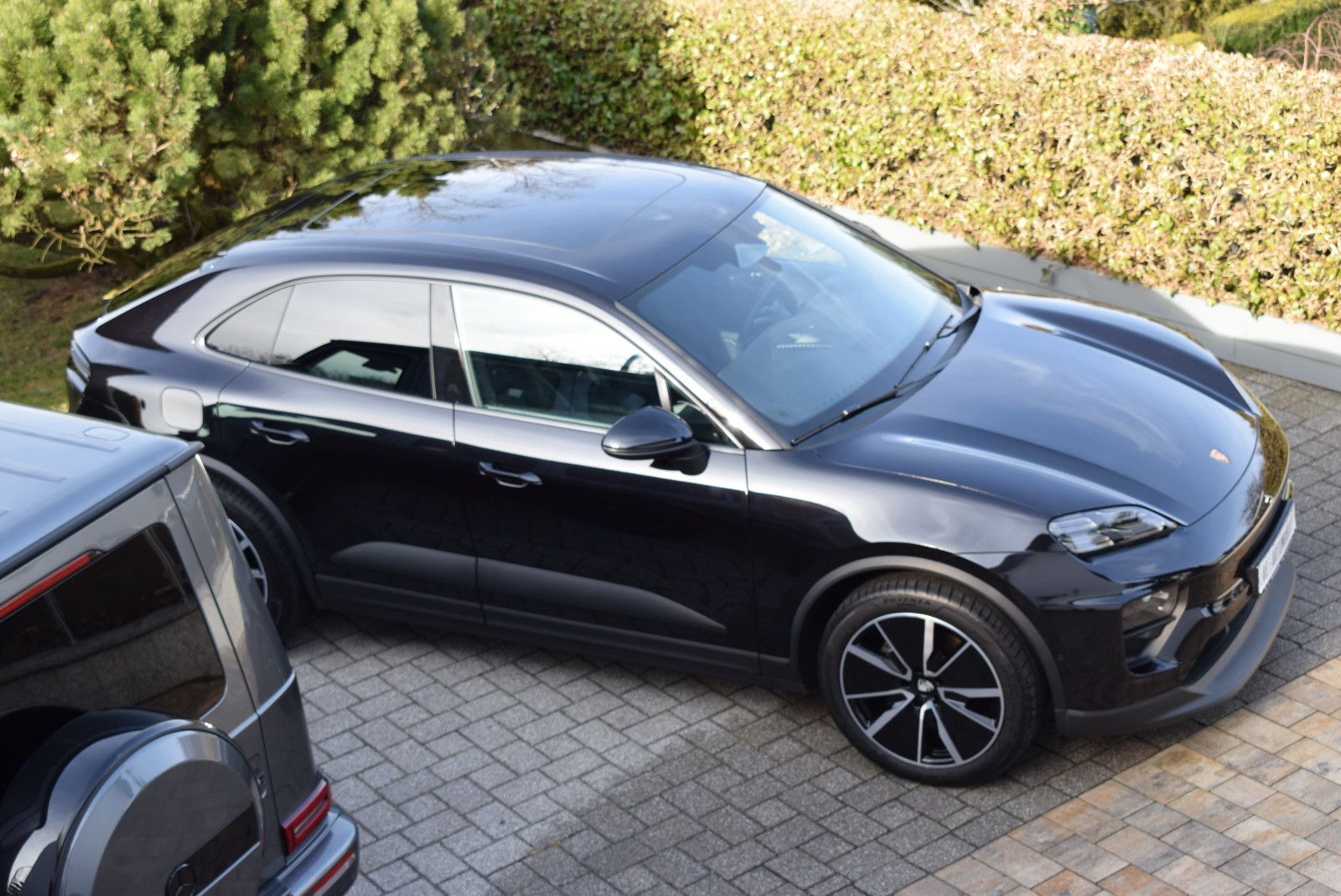 Porsche Macan 4 - Samsaru's Car Outlet
