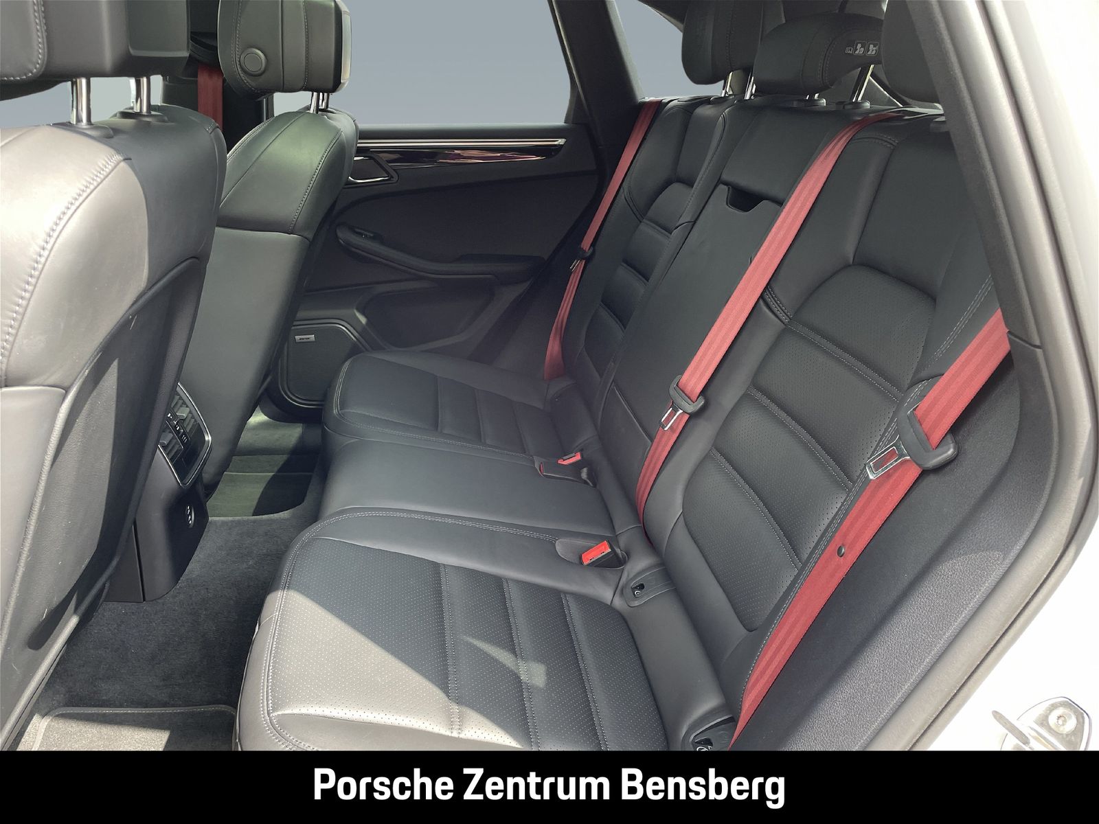Porsche Macan S