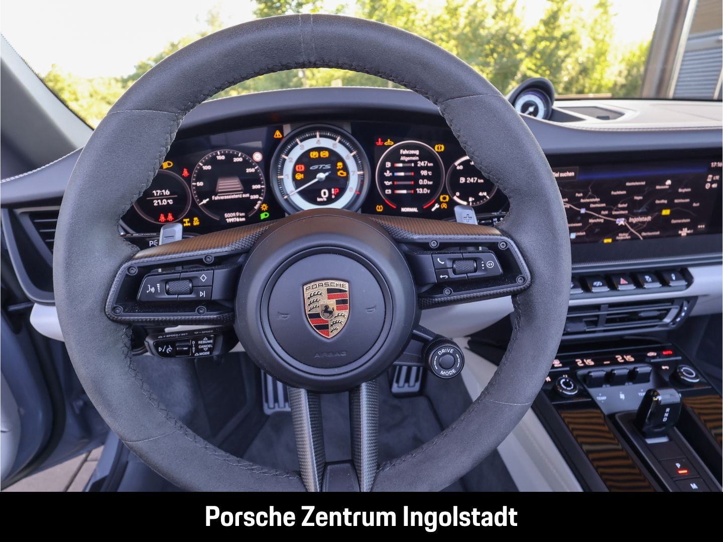 Porsche 992 911 Carrera 4 GTS Cabriolet BOSE Matrix-LED