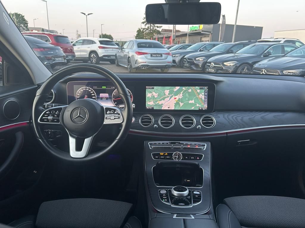 Mercedes-Benz E 200 AMG - Samsaru's Car Outlet