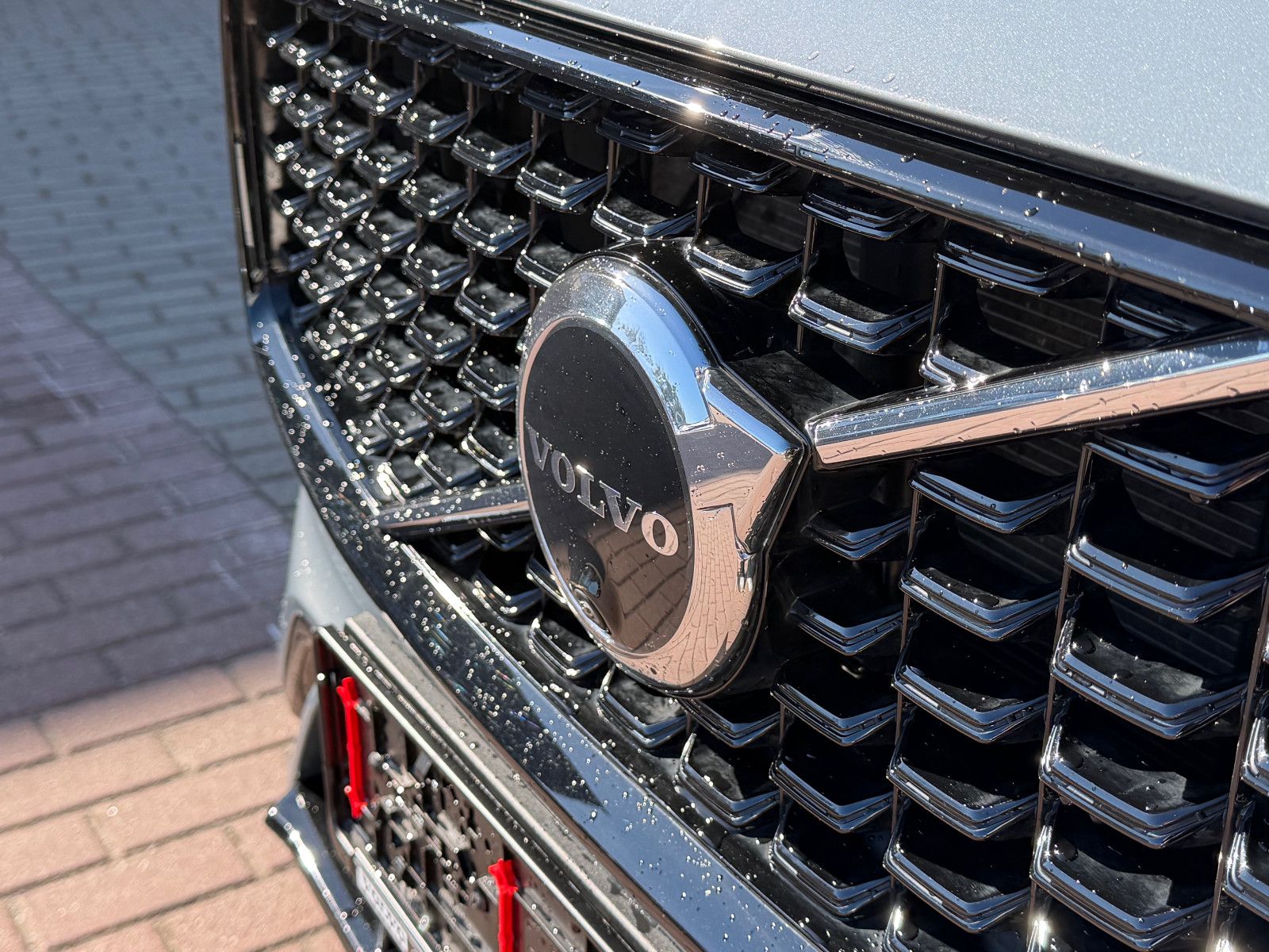 Volvo XC60 B4 B Plus Dark*H&K*360°*PANO*AHK*STHZG*
