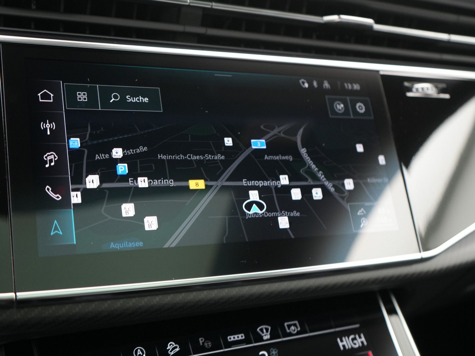 Audi Q8 S line business LASER B&O STANDHZ LEDER-RAUTE