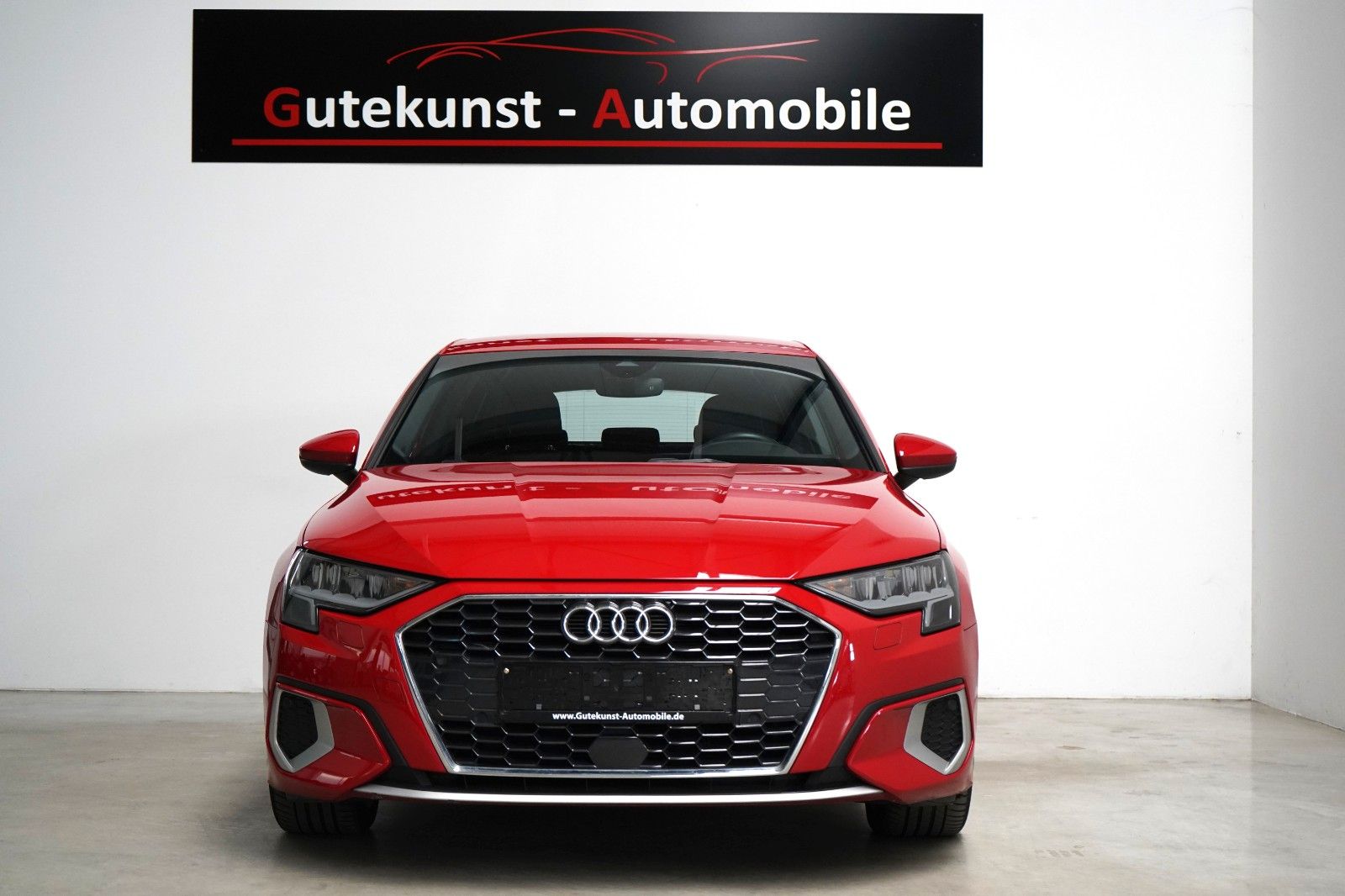 Audi A3 Spbg 30 TFSI Advanced - Samsaru's Car Outlet