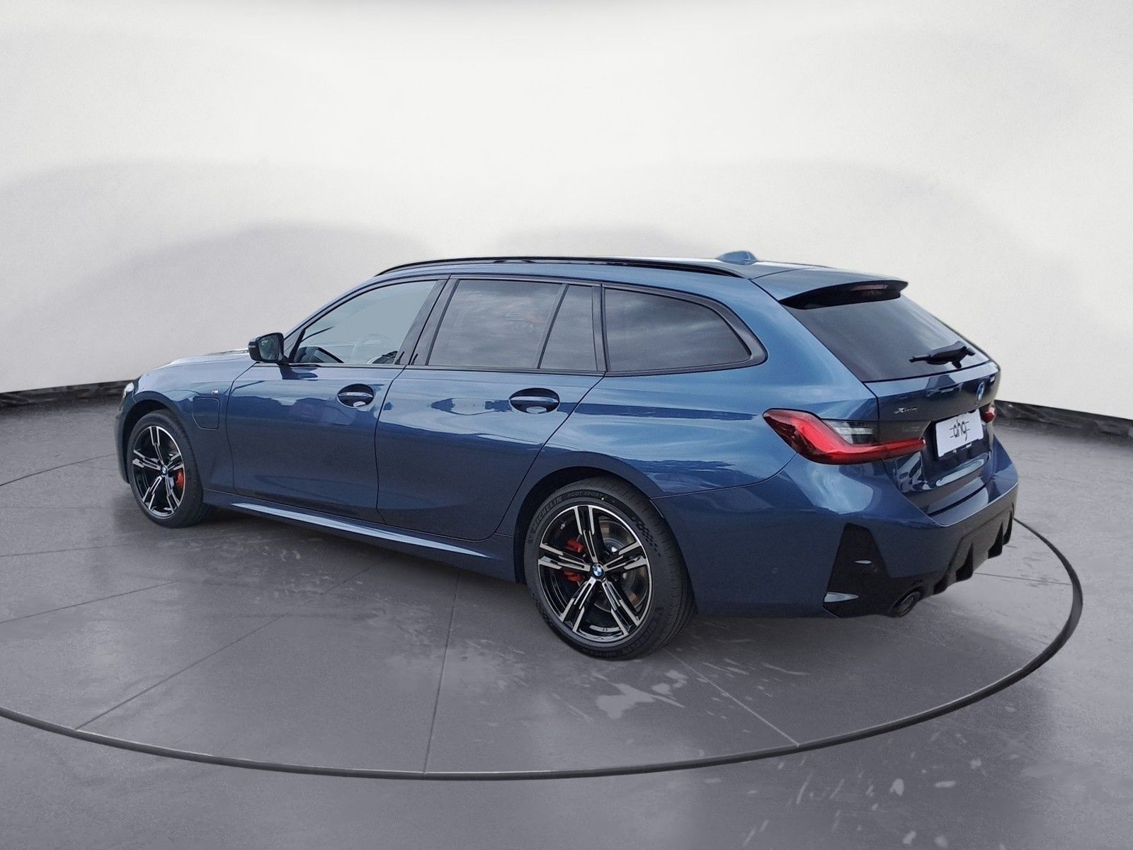 BMW 330e xDrive Touring MSportPro Innovationsp. AHK