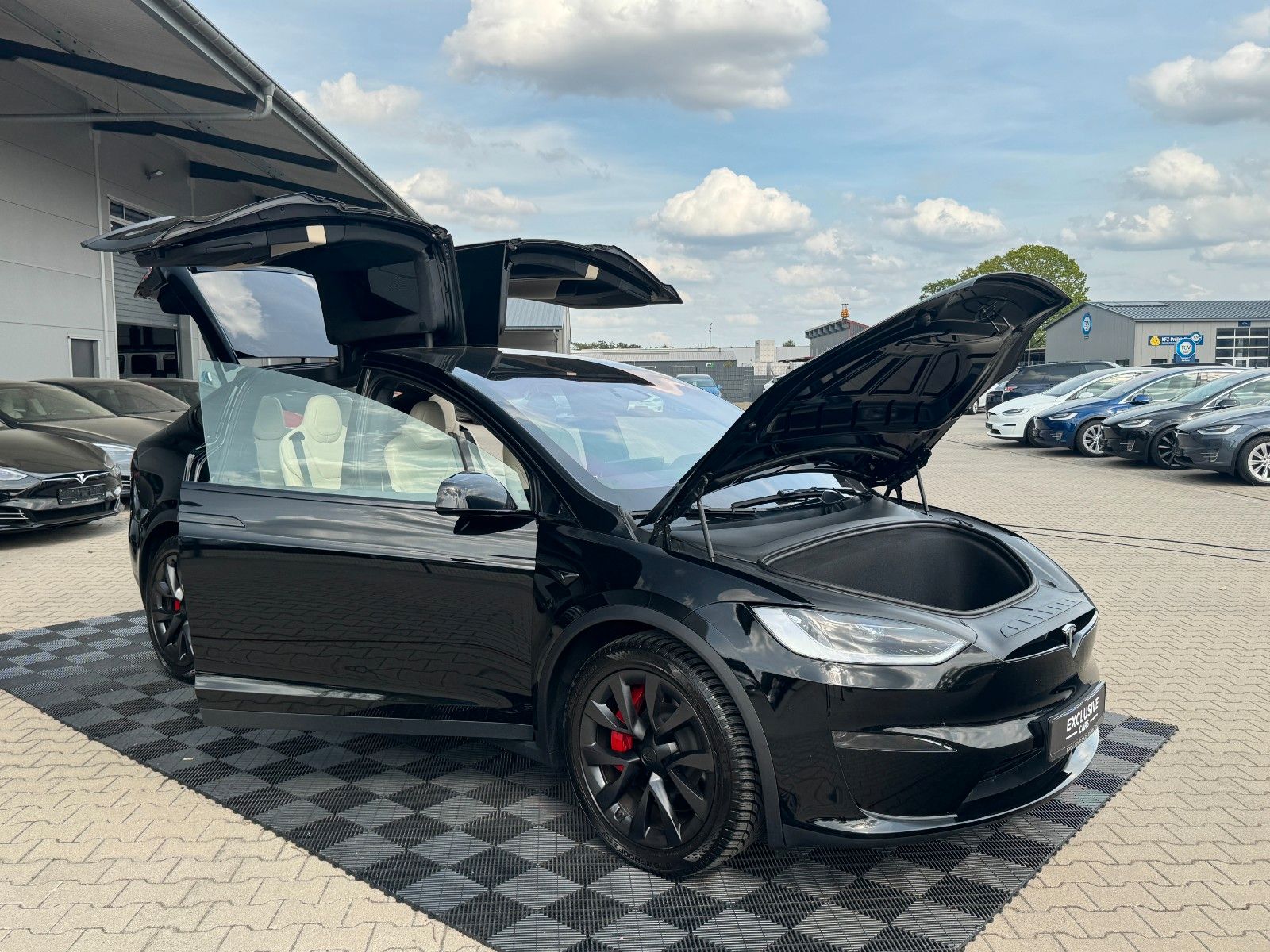 Tesla MODEL X PLAID | HARWARE 4 | 6SEAT | MATRIX LED