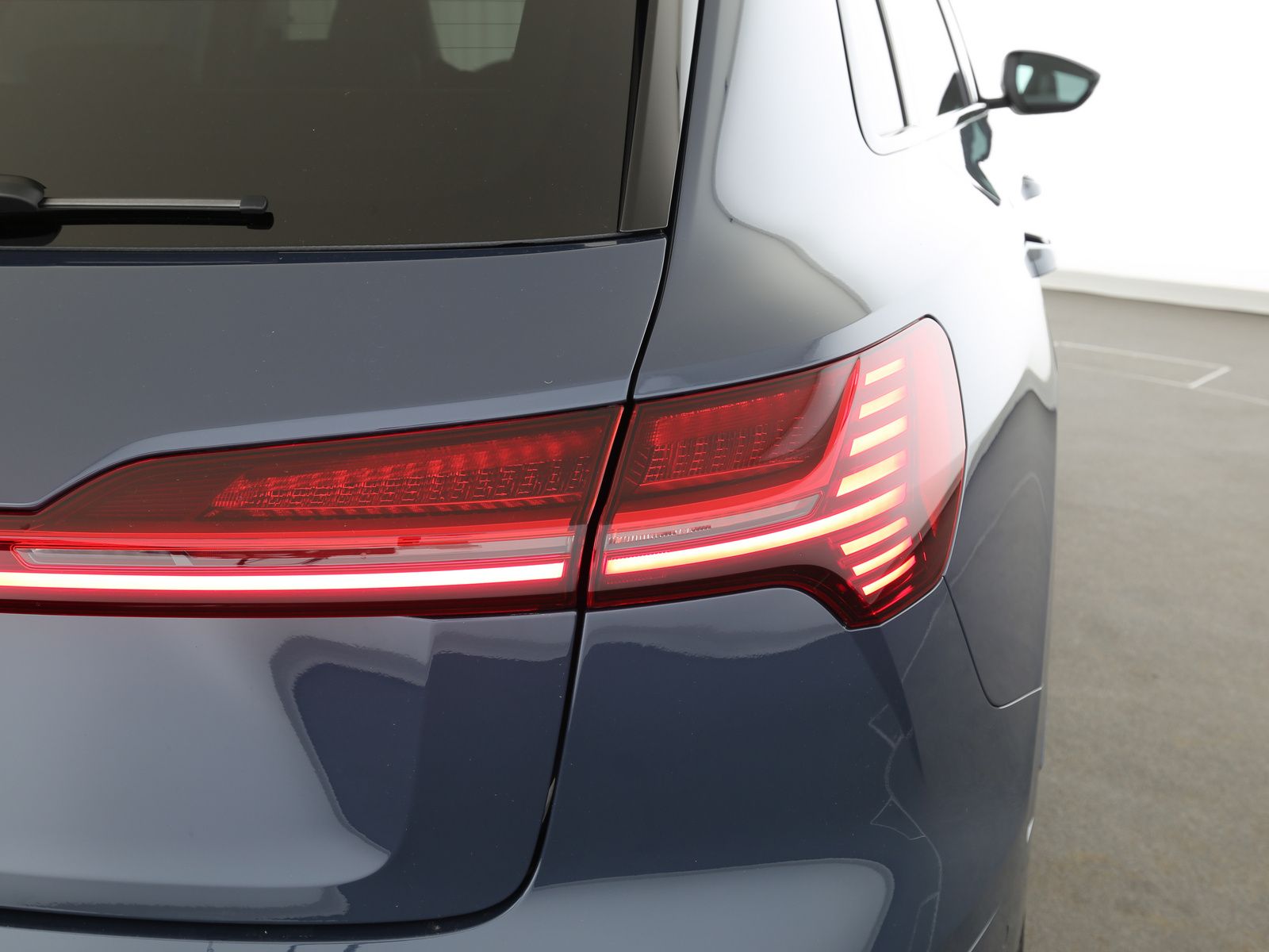 Audi Q8 e-tron 50 quattro S line  LED Navi Leder Head