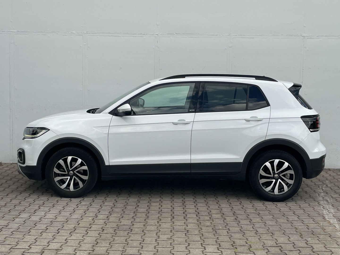 Volkswagen T-Cross 1.5 TSI DSG Active - Samsaru's Car Outlet