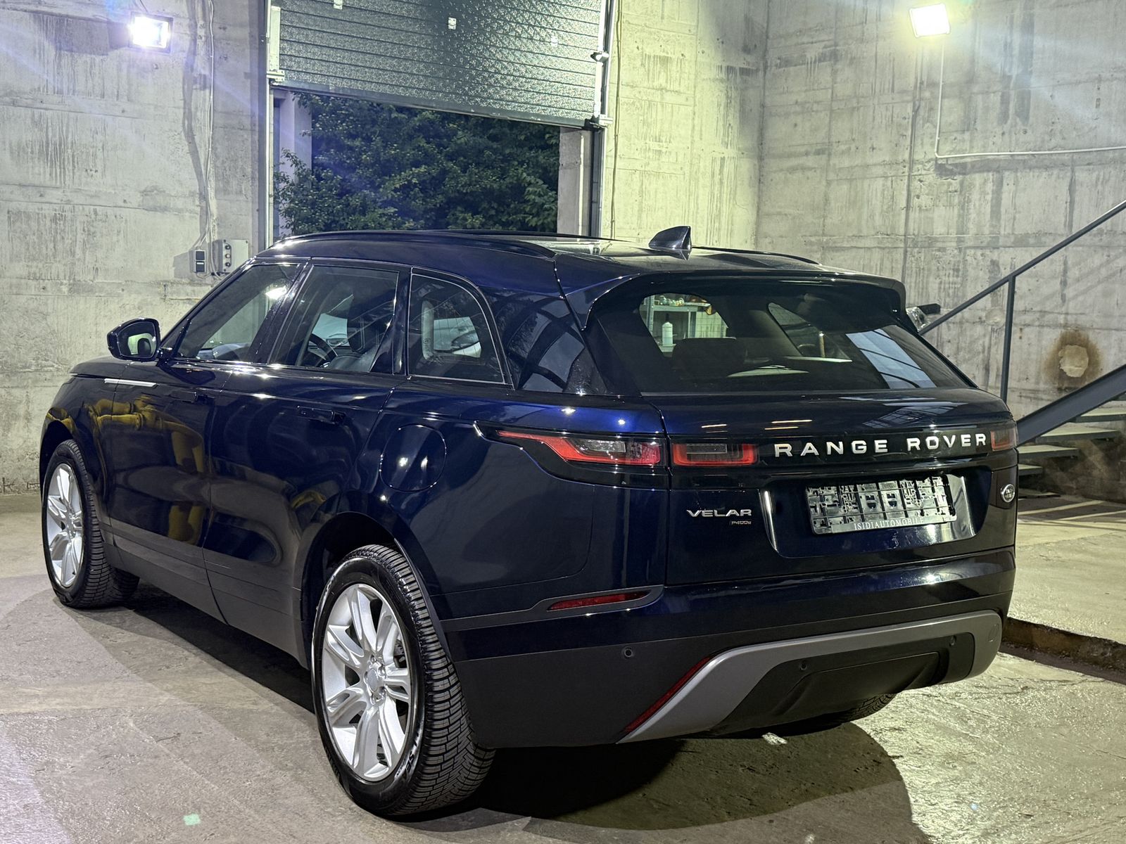 Range Rover Velar P400 - Samsaru's Car Outlet