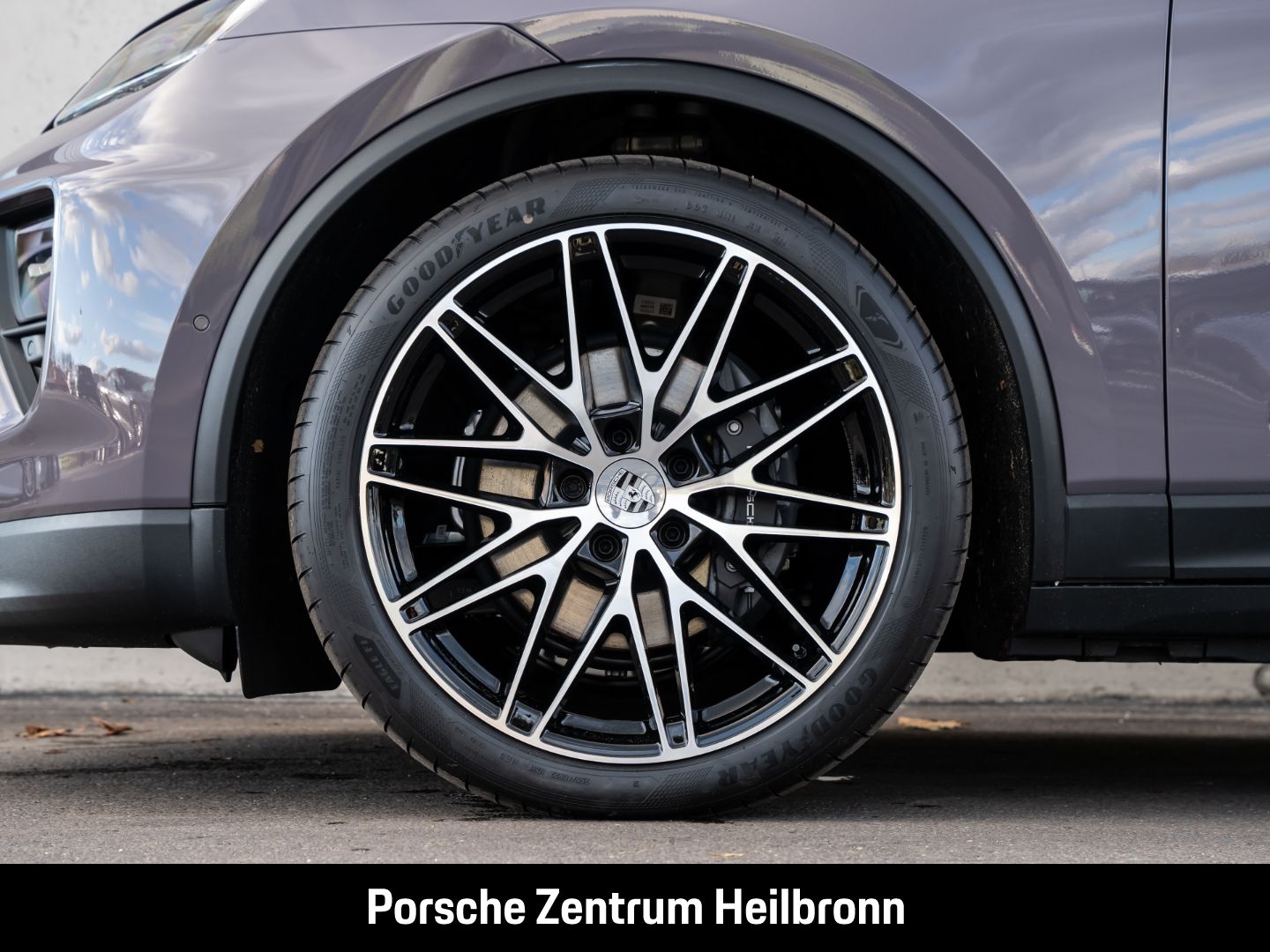 Porsche Macan 4 Surround-View LED-Matrix Luftfederung