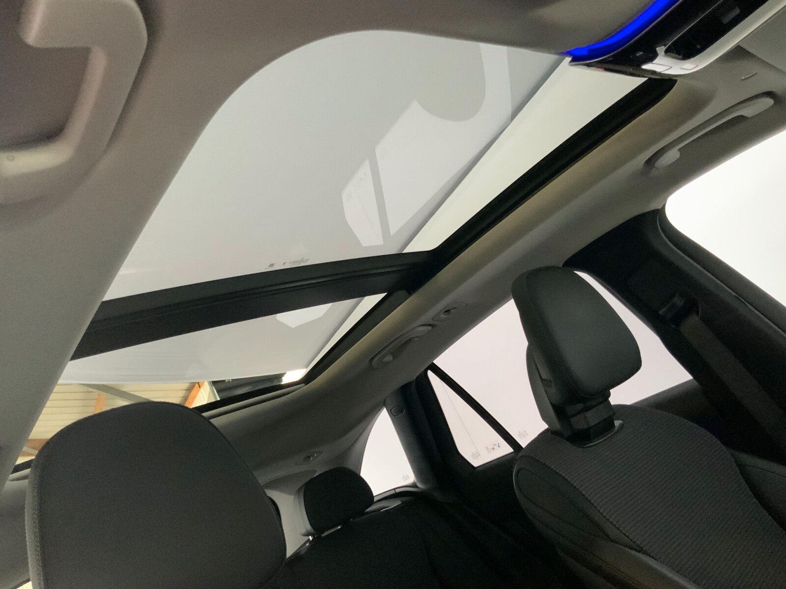 Mercedes-Benz GLC 300 de 4M AVANTGARDE - Samsaru's Car Outlet