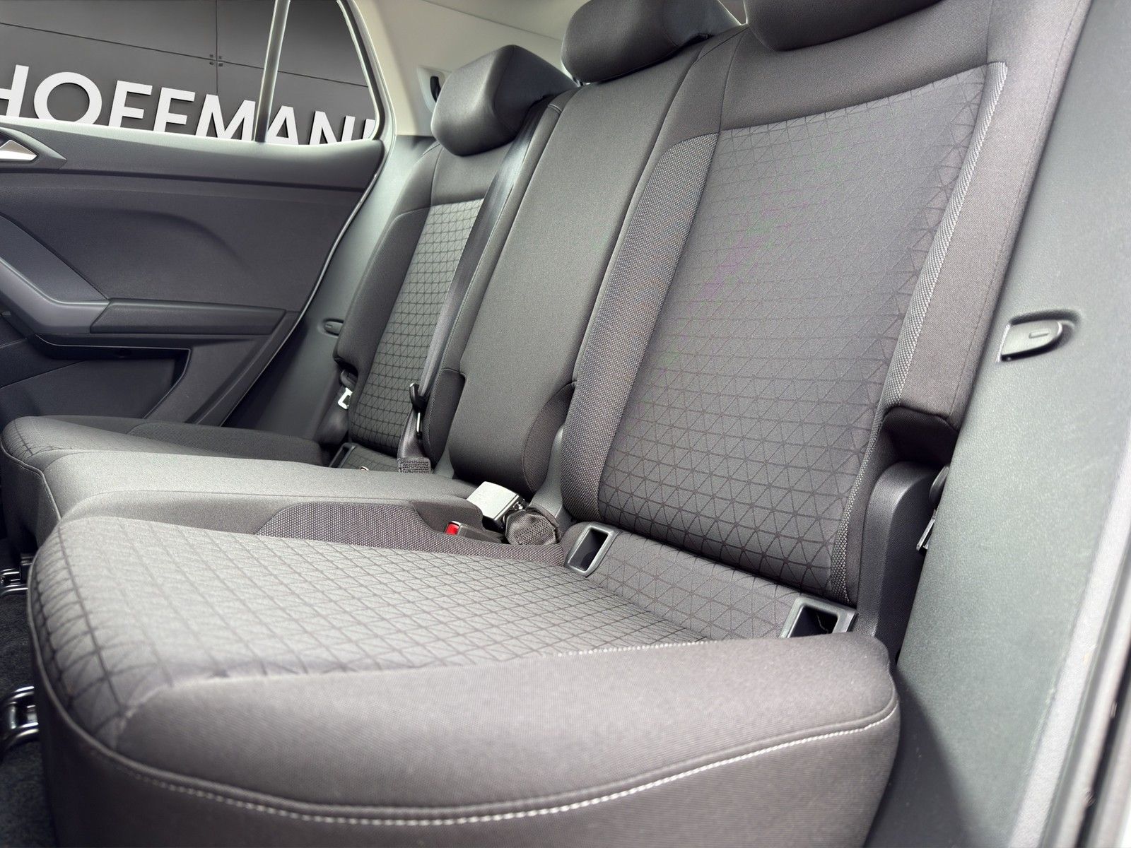 Volkswagen T-Cross 1.0 TSI Life - Samsaru's Car Outlet