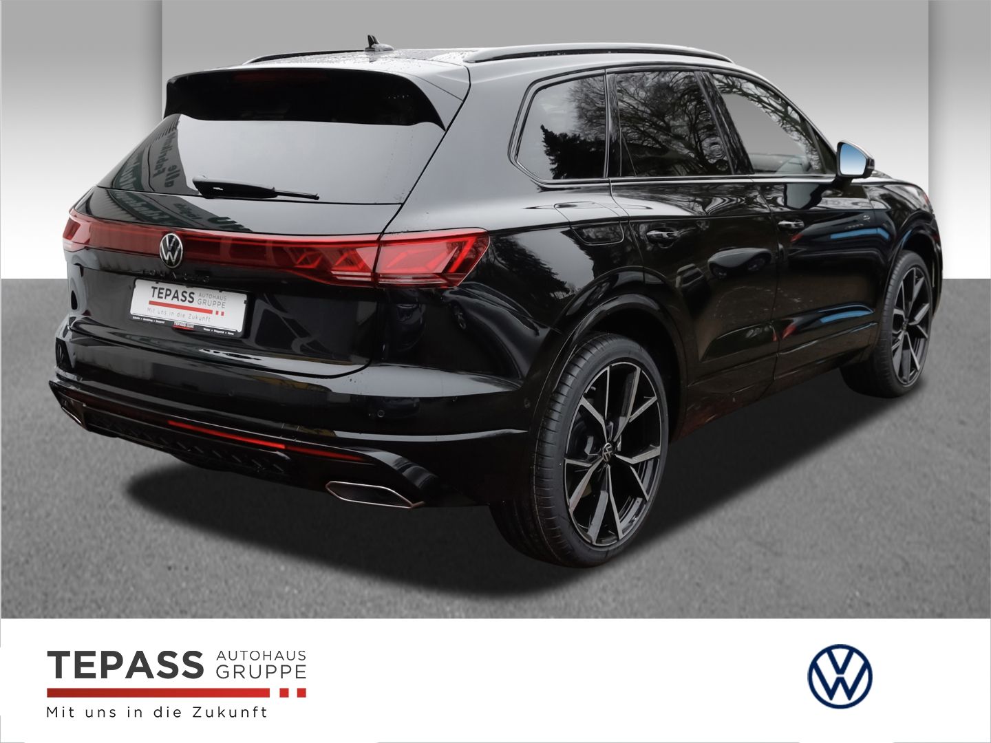 Volkswagen Touareg 3.0 V6 TDI SCR 4MOTION R-Line AHK HEAD-U