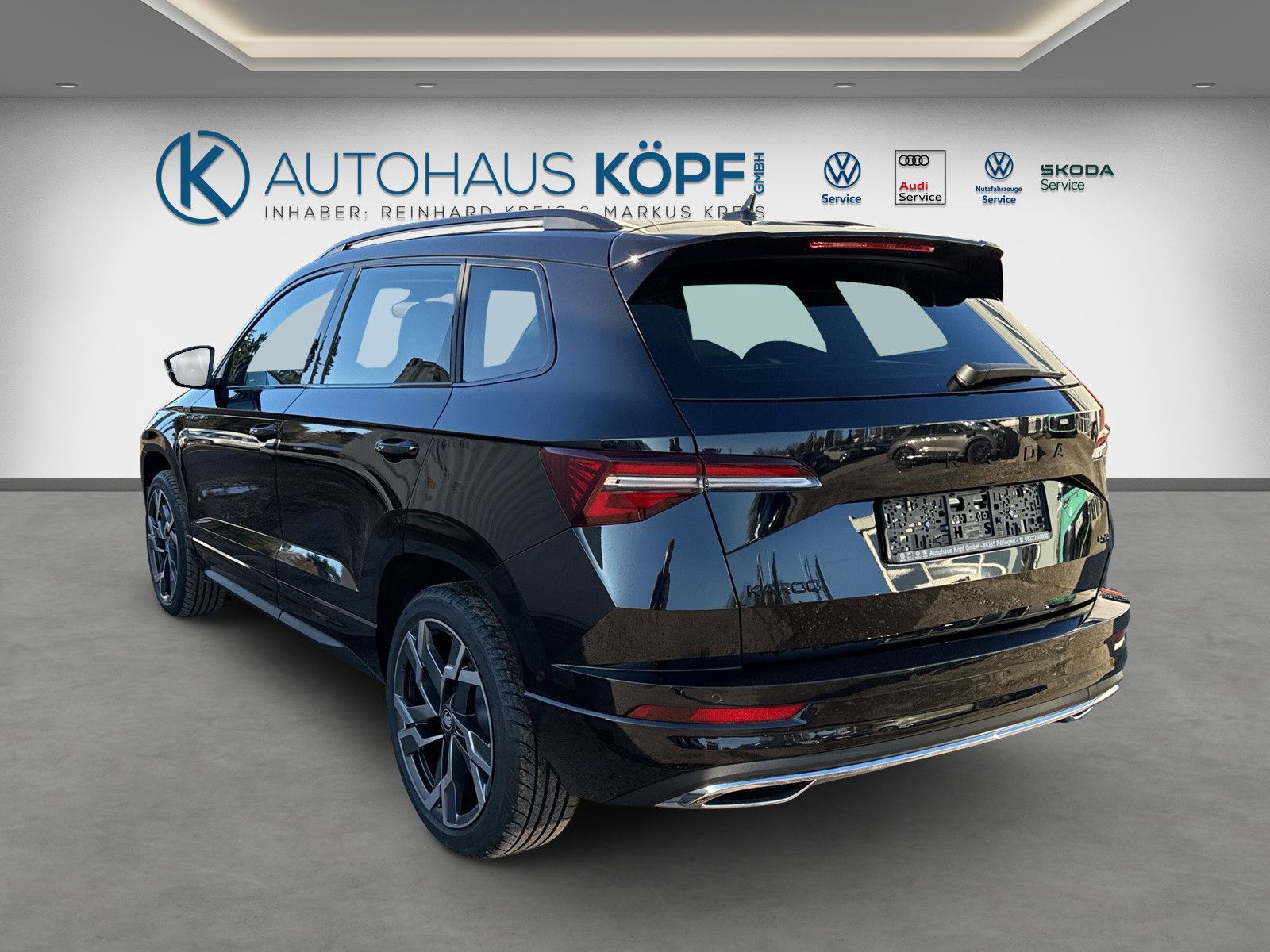 Skoda Karoq Sportline 4x4TDI AHK LED Matrix Gar. 360 G