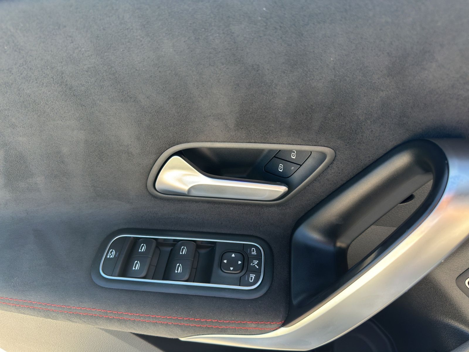 Mercedes-Benz CLA 35 AMG 4MATIC - Samsaru's Car Outlet