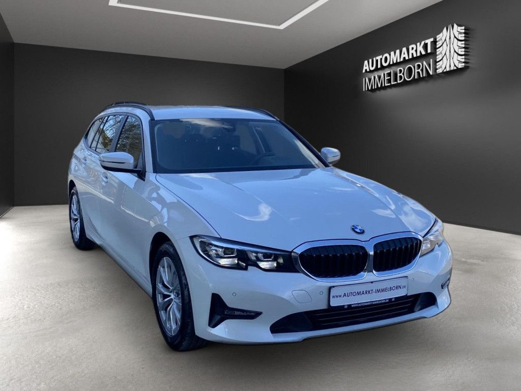 BMW 320 d LiveCockpit - Samsaru's Car Outlet