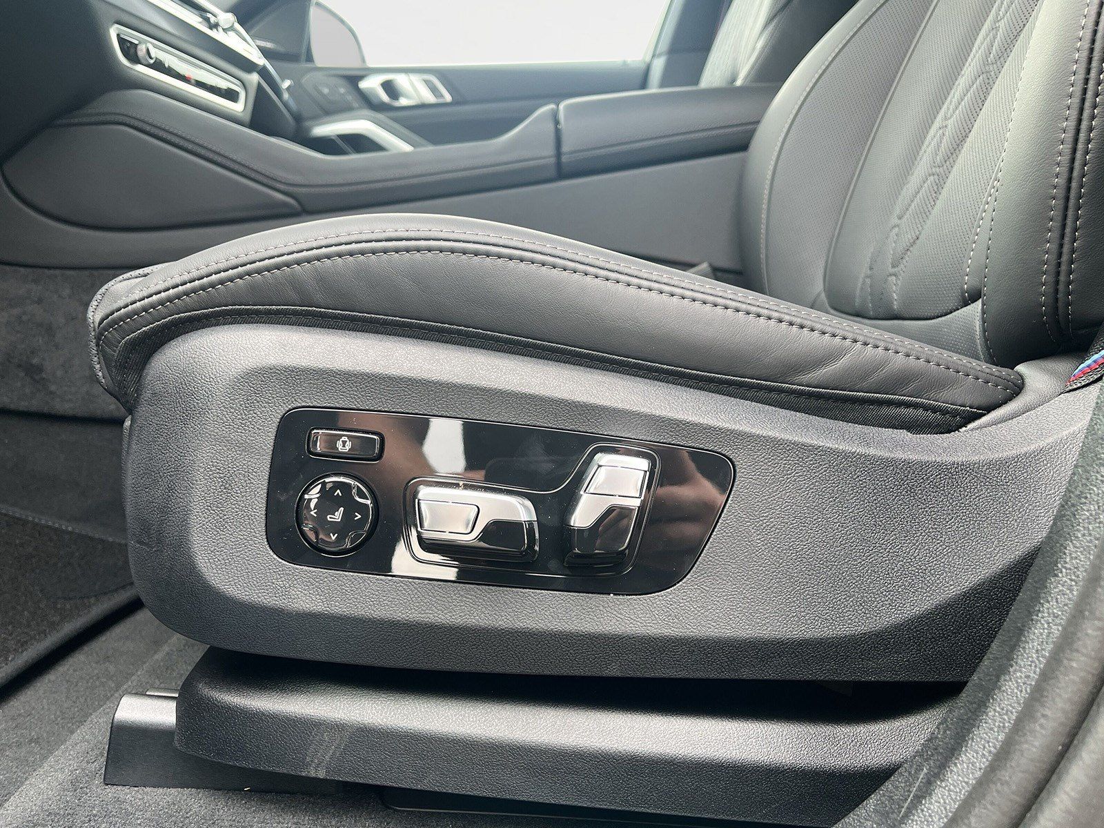 BMW X6 xDrive40d M Sport Pro - Samsaru's Car Outlet