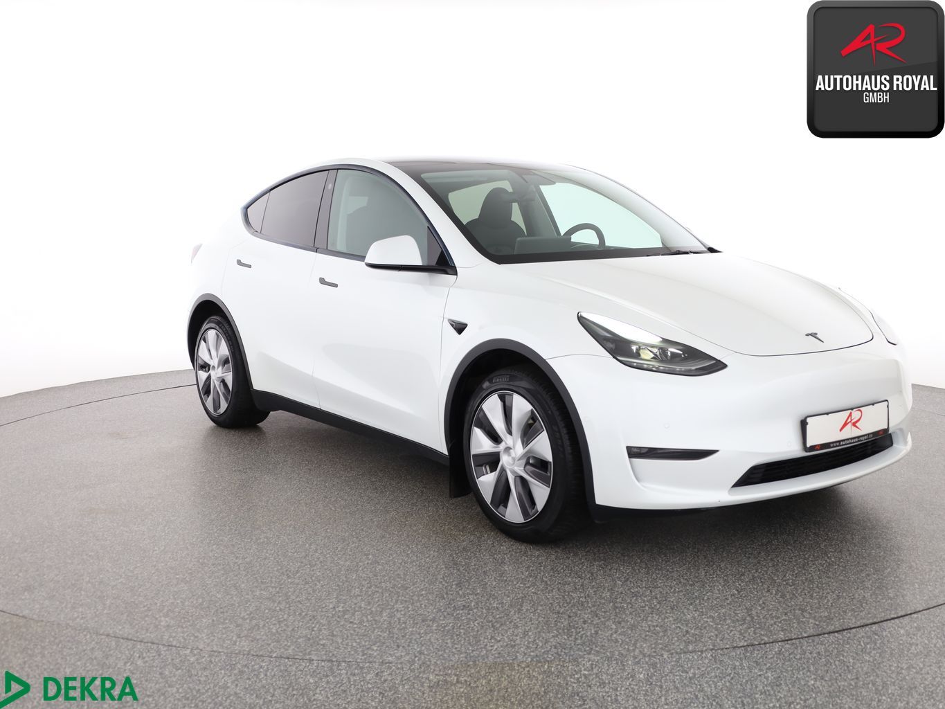 Tesla Model Y Long Range Dual AWD PANO,KEYLESS,360GRAD