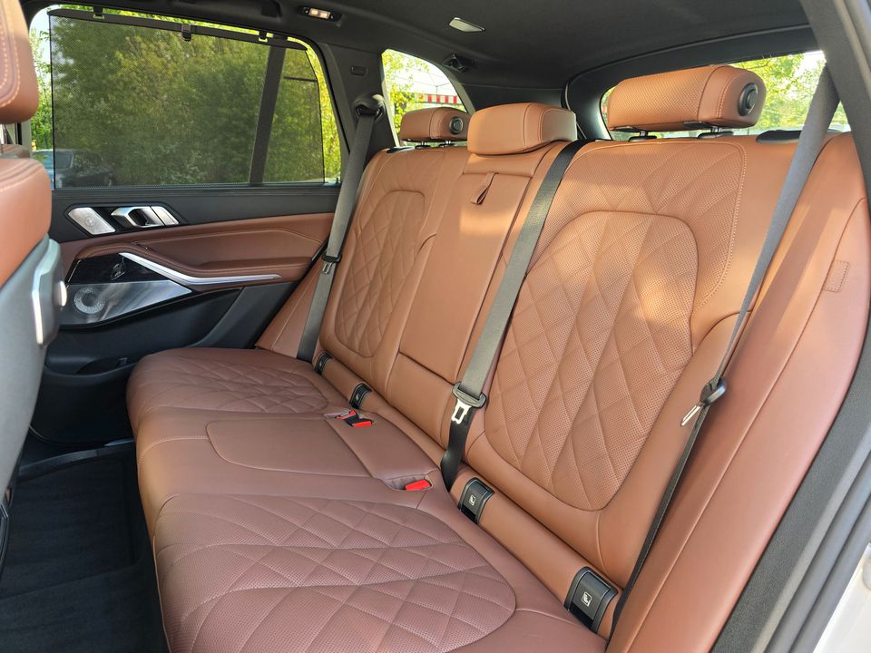 BMW X5 xDrive50e M Sportpaket*Pano*AHK*adapLED*DAPro