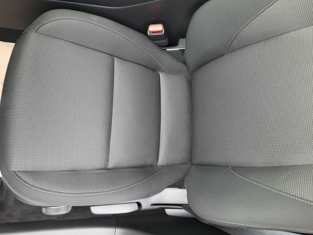 Mazda CX-30 2.5L e-SKYACTIV G 140ps Center Line Design