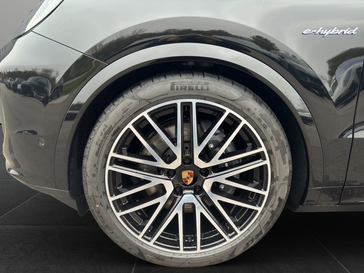 Porsche Cayenne E-Hybrid | Luftfederung | Panorama | AHK