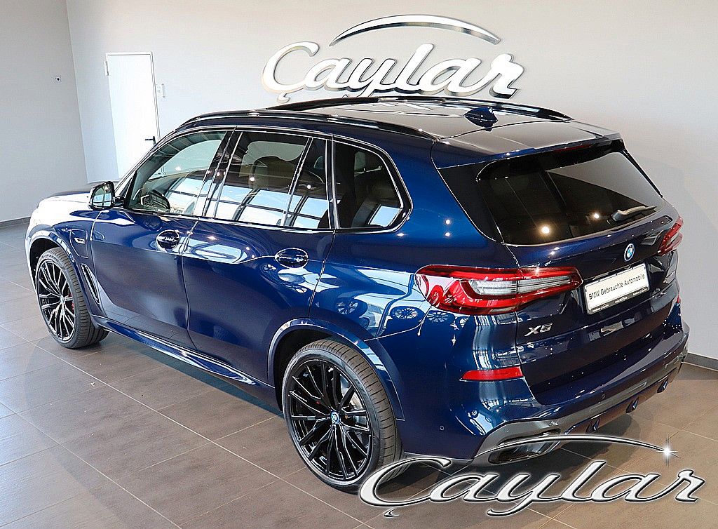 BMW X5 45e M SPORT SKY LOUNGE BELÜFTET NAPPA B&W 22"