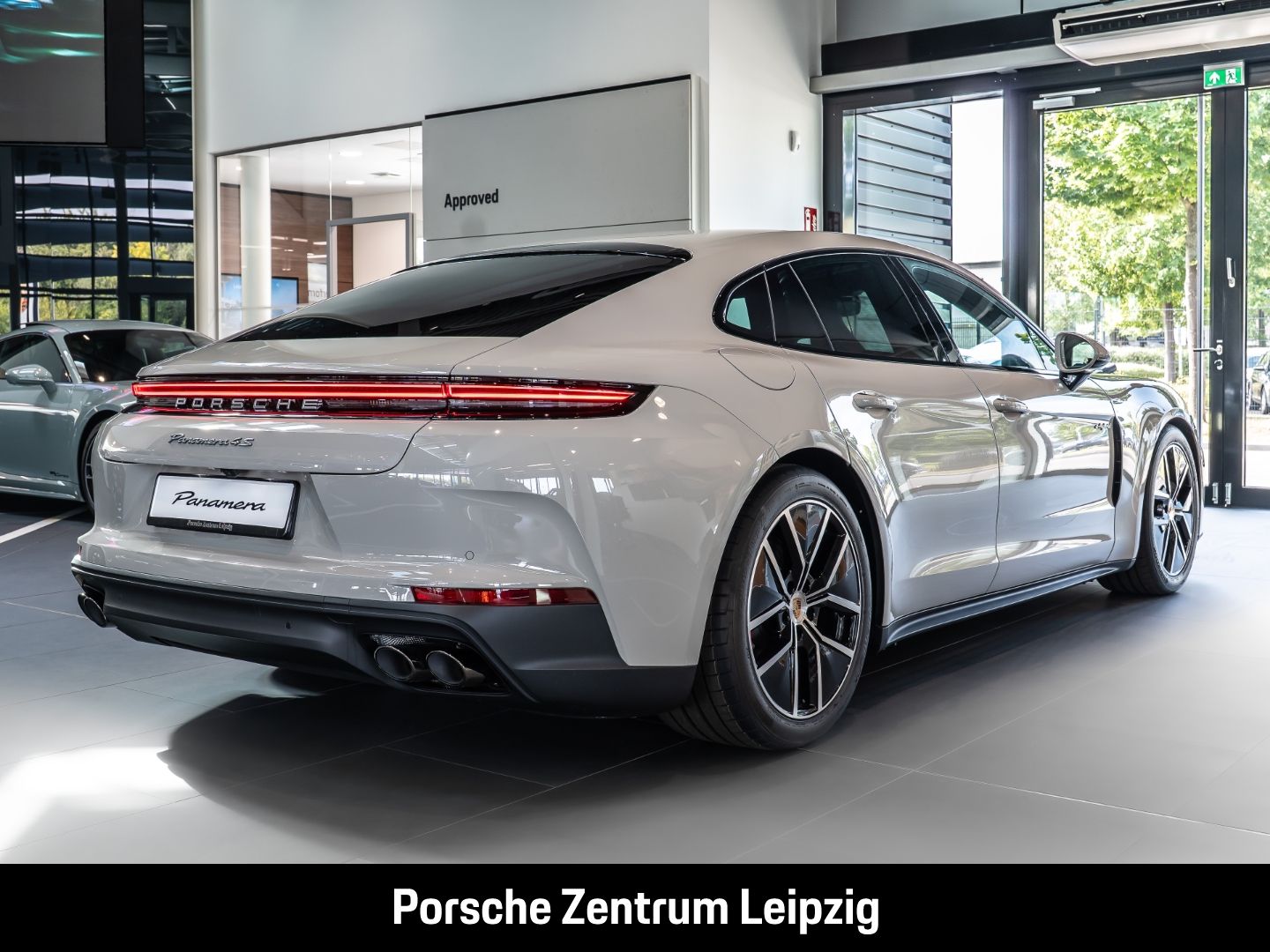 Porsche Panamera 4S E-Hybrid Sportabgas HA-Lenkung HUD