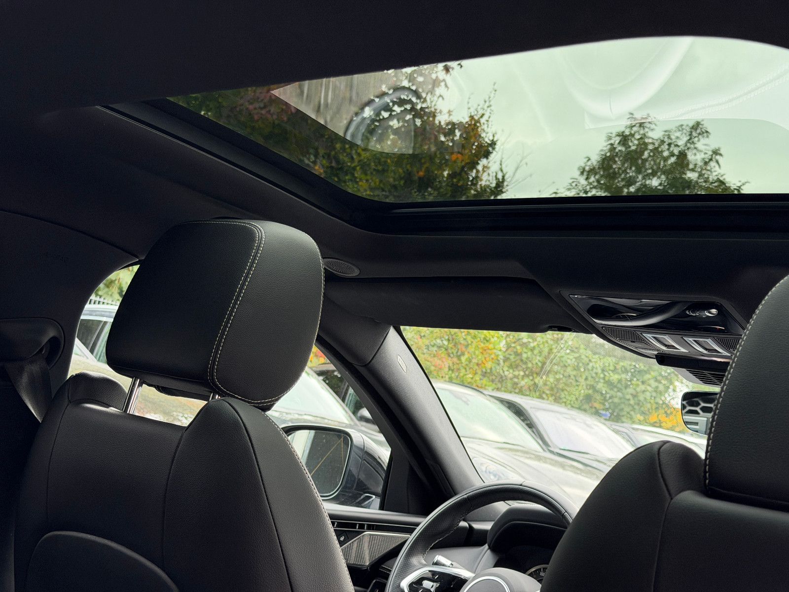 Jaguar XE R-Dynamic Black/PANO/360''KAM/MERIDIAN/LED
