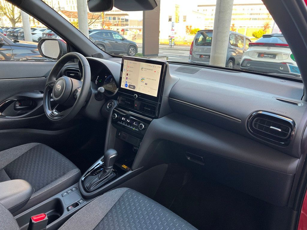 Toyota Yaris Cross 1.5 E FWD Teamplayer KlimaA,LED,Navi