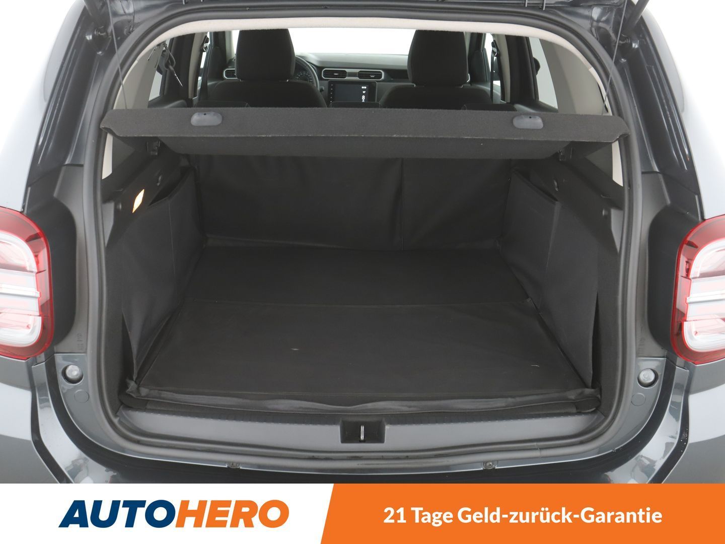 Dacia Duster 1.3 TCe Journey+ 4WD - Samsaru's Car Outlet