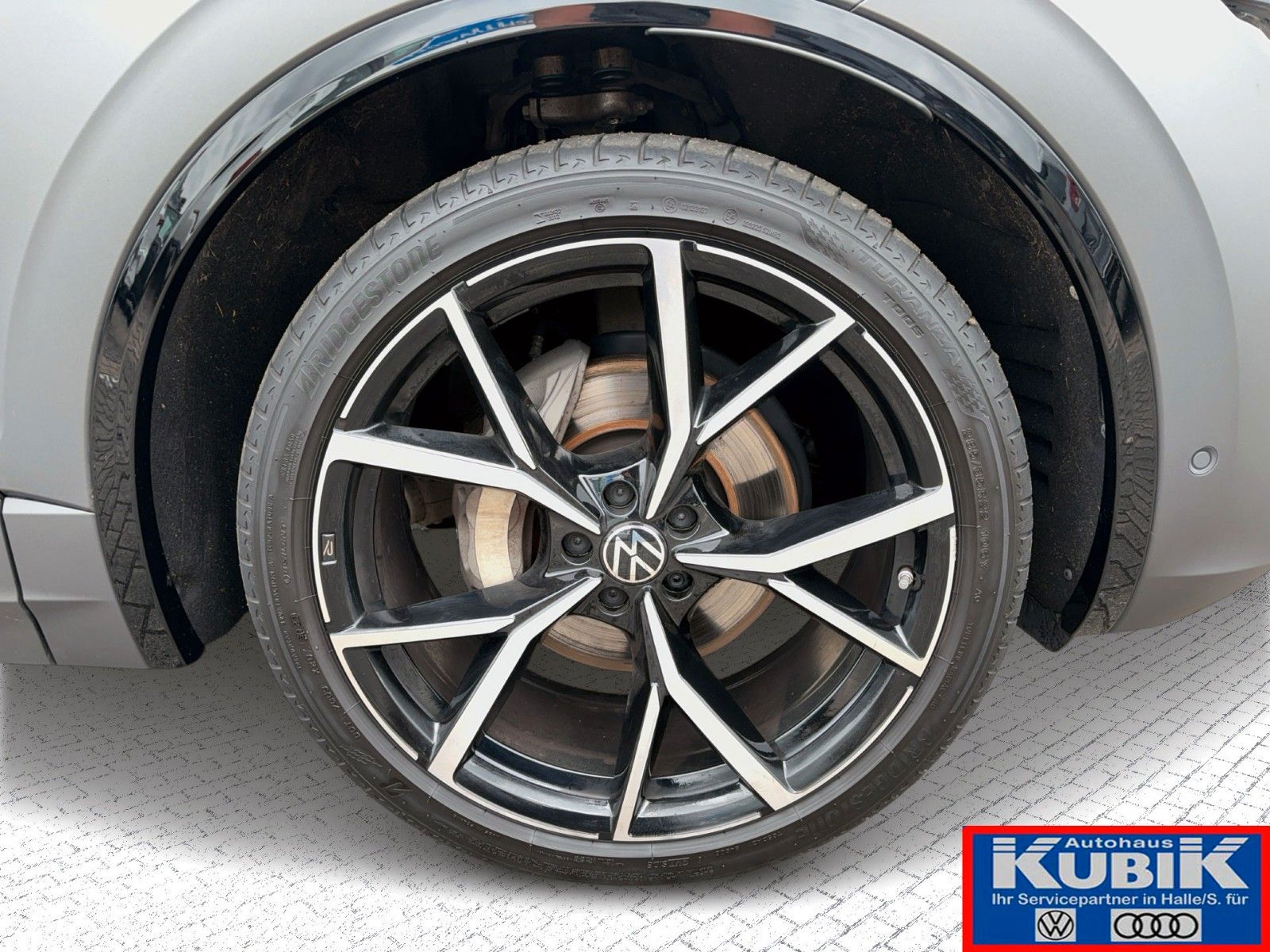 Volkswagen Touareg 3.0 TDI R-Line Black Style+Allradlenkung