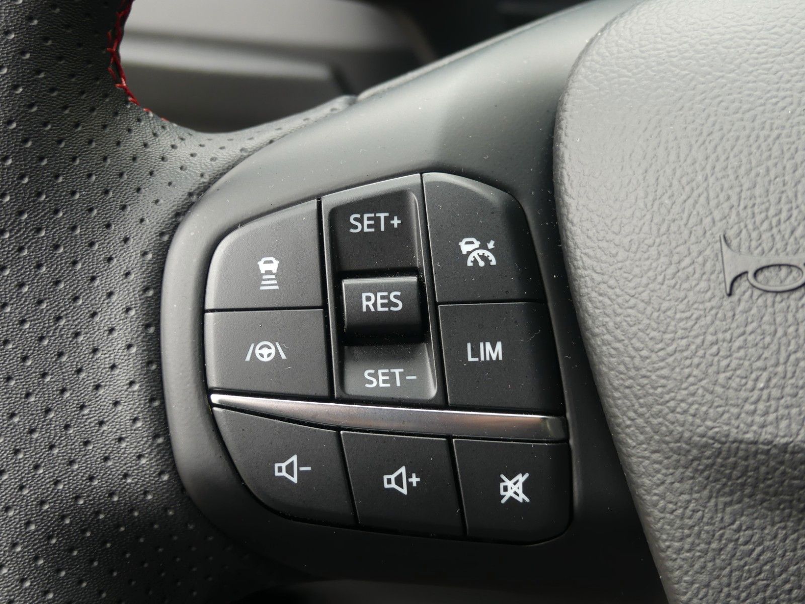 Ford Focus Turnier ST-Line X*el. Heckklappe*