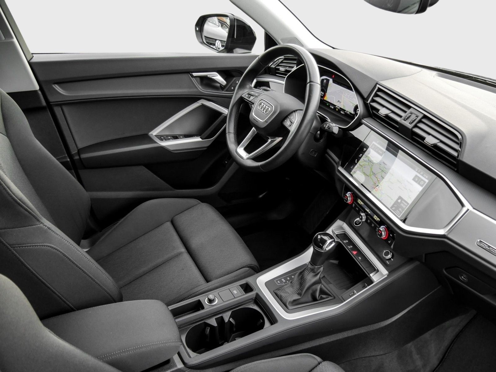 Audi Q3 40 TDI quattro S tronic - Samsaru's Car Outlet