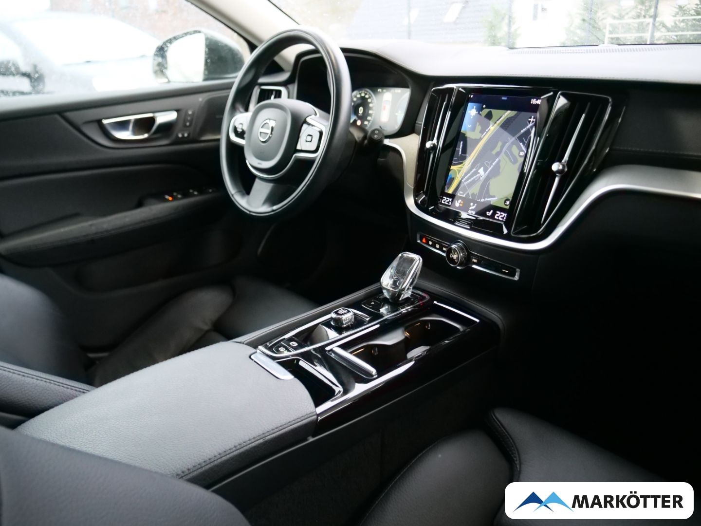 Volvo V60 T6 AWD Recharge Plus Bright  AHK/STHZ/PANO/