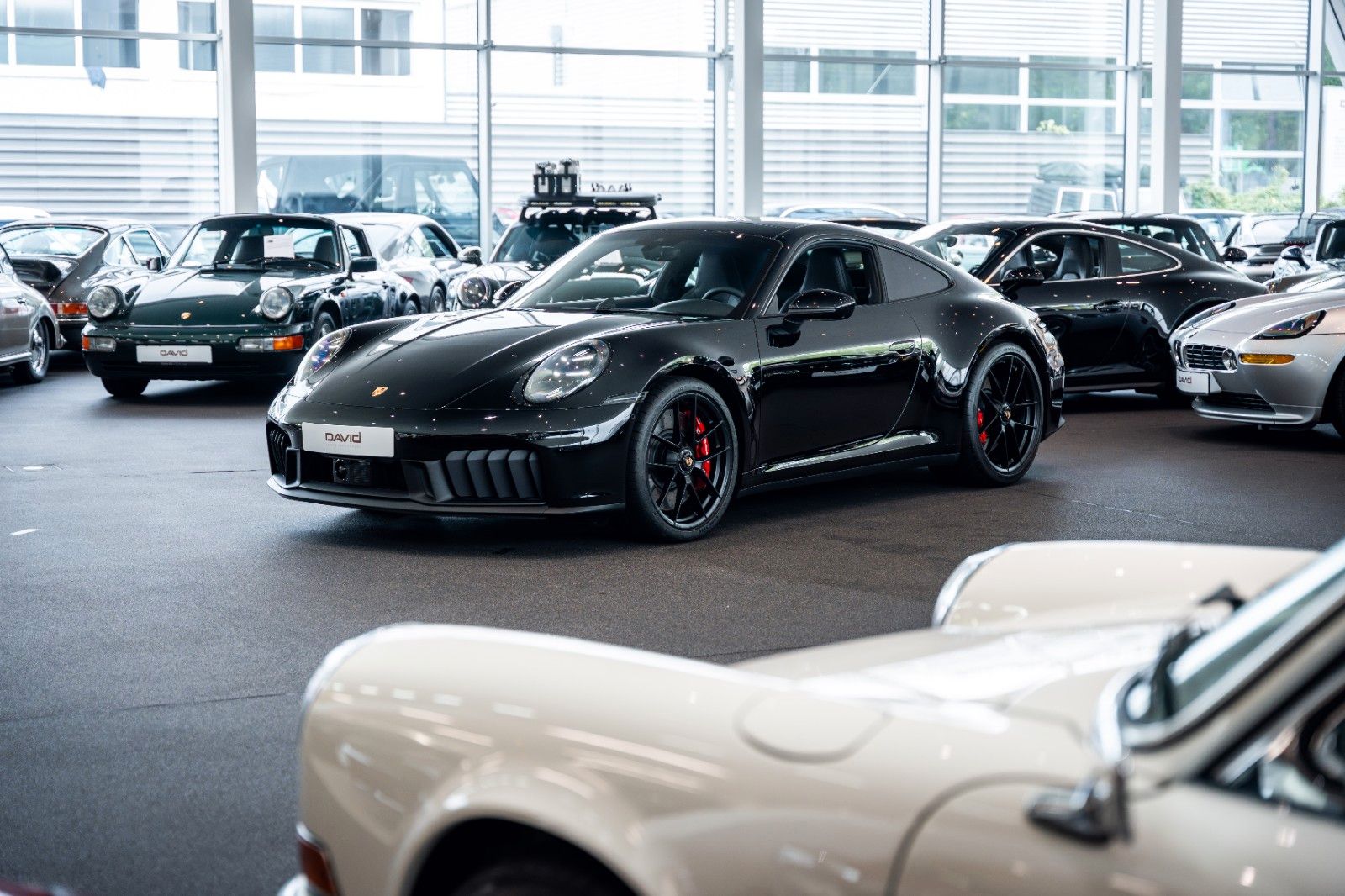 Porsche 911 Carrera 4 GTS T-Hybrid*VAT*1.Hand*