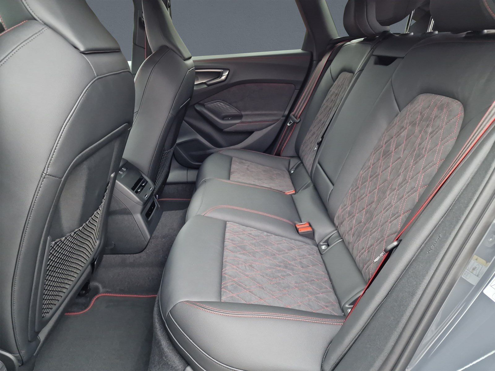 Audi A5 Avant TDI qu 2x S line B&O MATRIX AHK HuD KAM