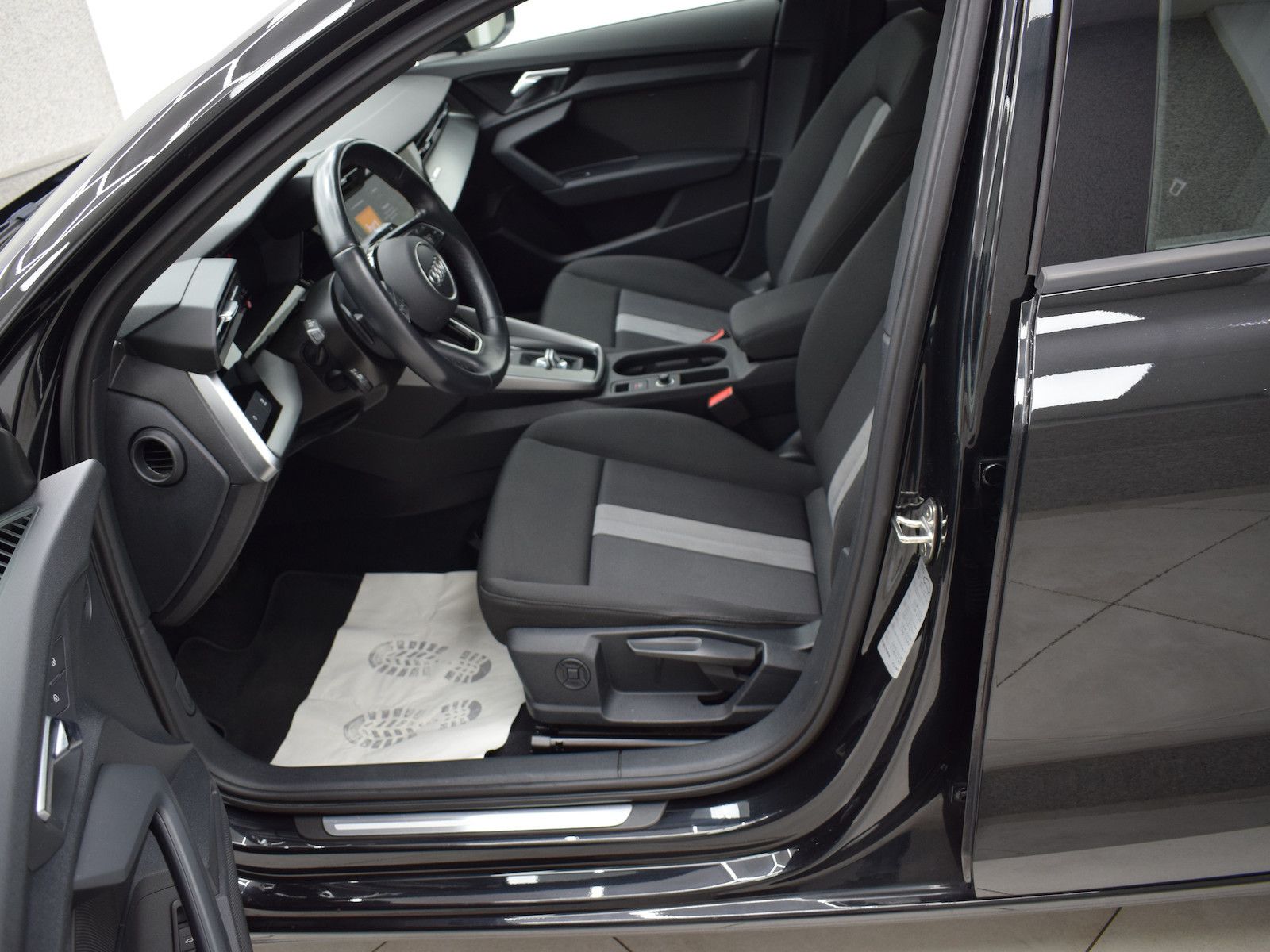 Audi A3 Limousine 35 TDI Edition One V-Cockpit Navi S