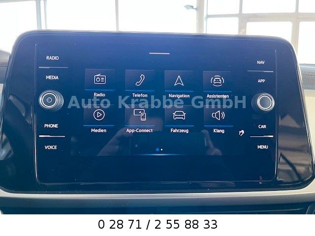 Volkswagen T-Roc Life 1.5 TSI DSG - Samsaru's Car Outlet