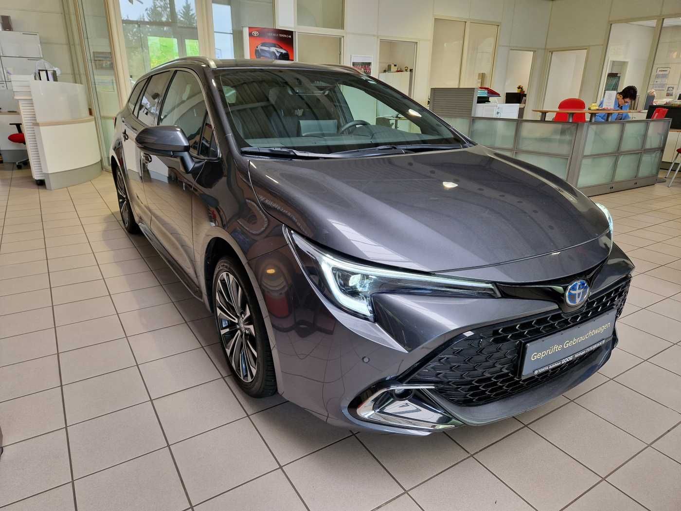 Toyota Corolla Touring Sports Hybrid 2.0 Team D/AHK