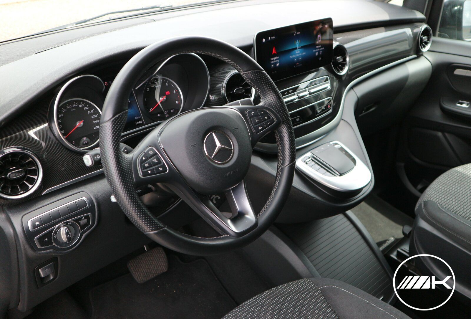 Mercedes-Benz V 250d K EDITION - Samsaru's Car Outlet