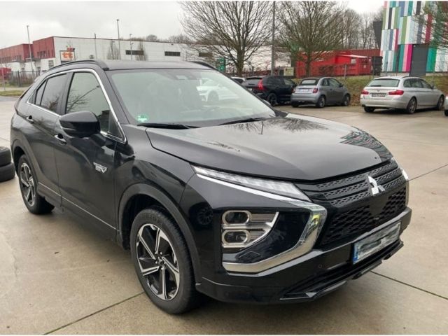 Mitsubishi Eclipse Cross Plus Select Black Hybrid 4WD 2.4 M