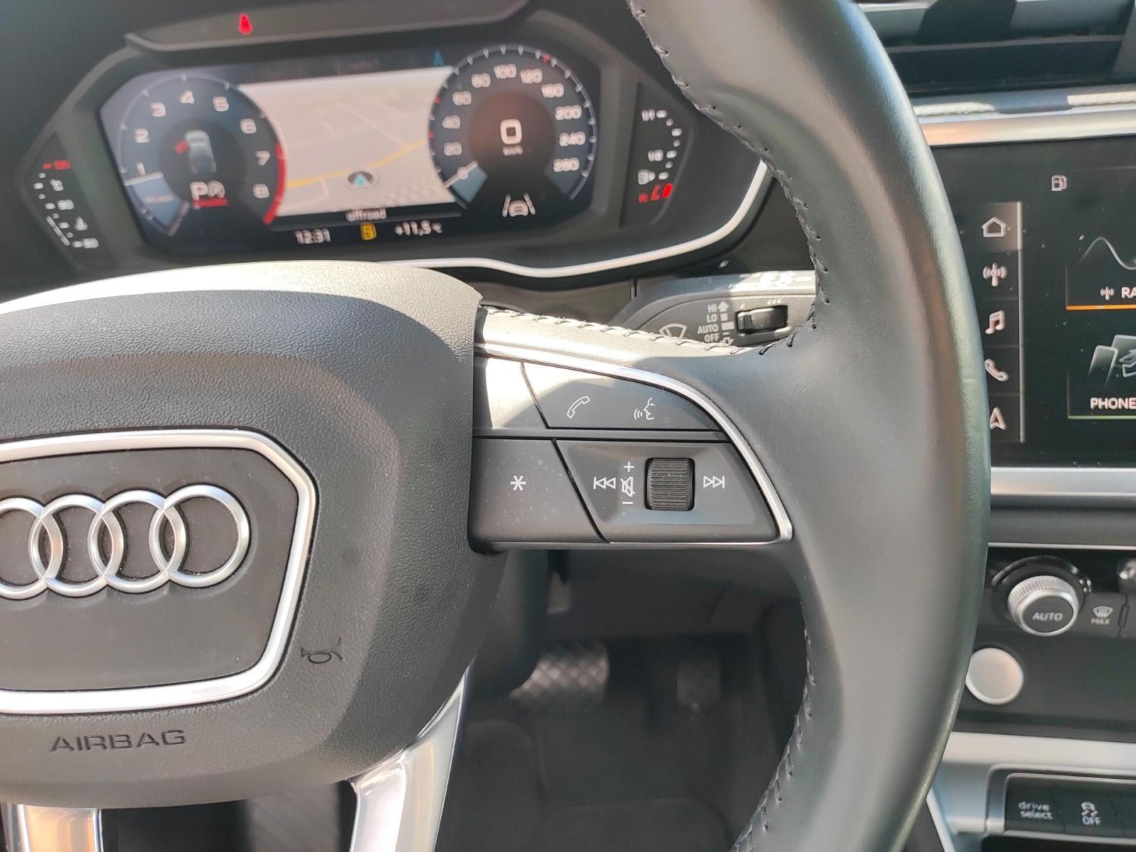 Audi Q3 Sportback 45 TFSI quattro S tronic - Samsaru's Car Outlet