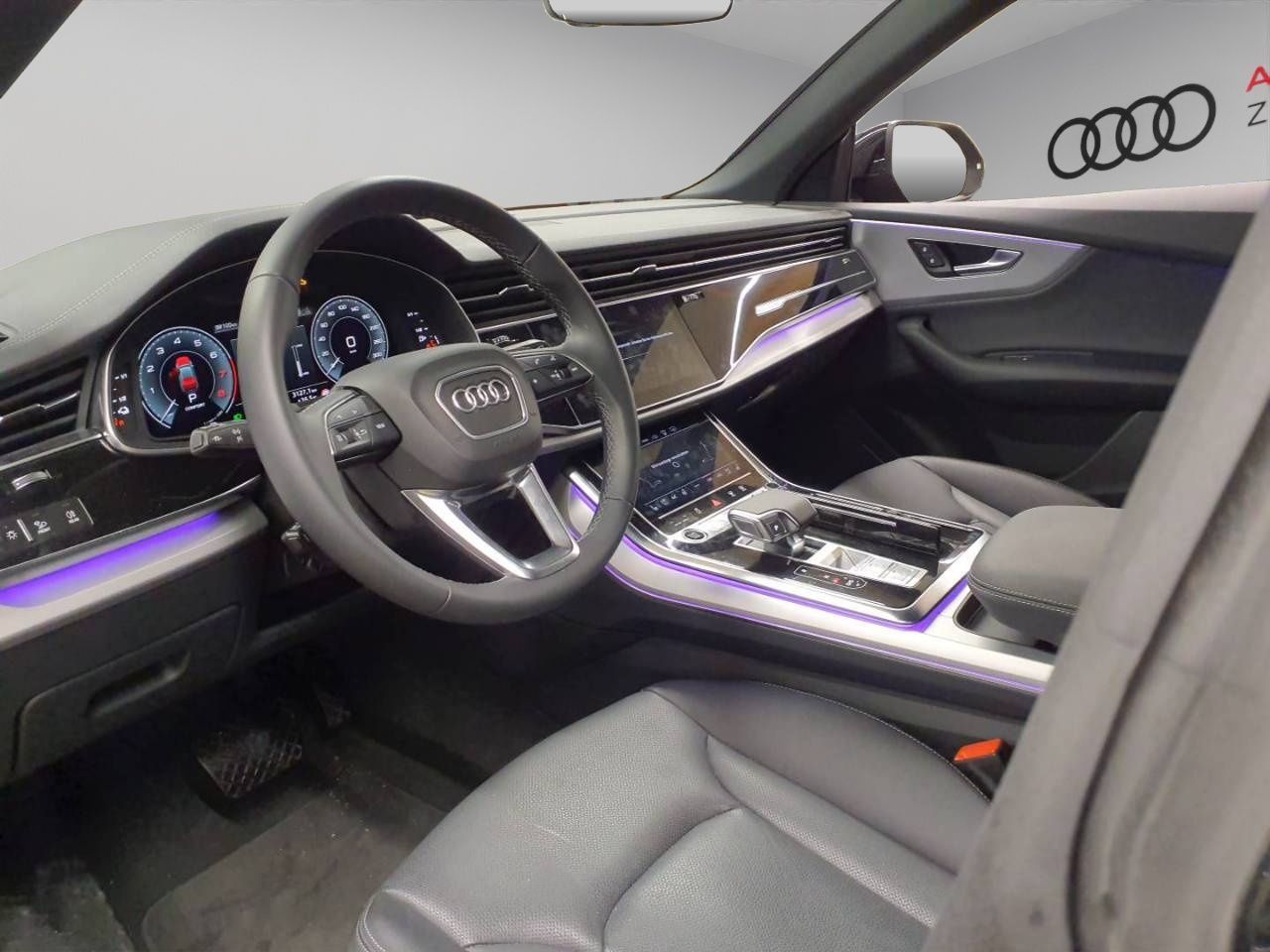 Audi Q8 55 TFSIe quattro - Samsaru's Car Outlet