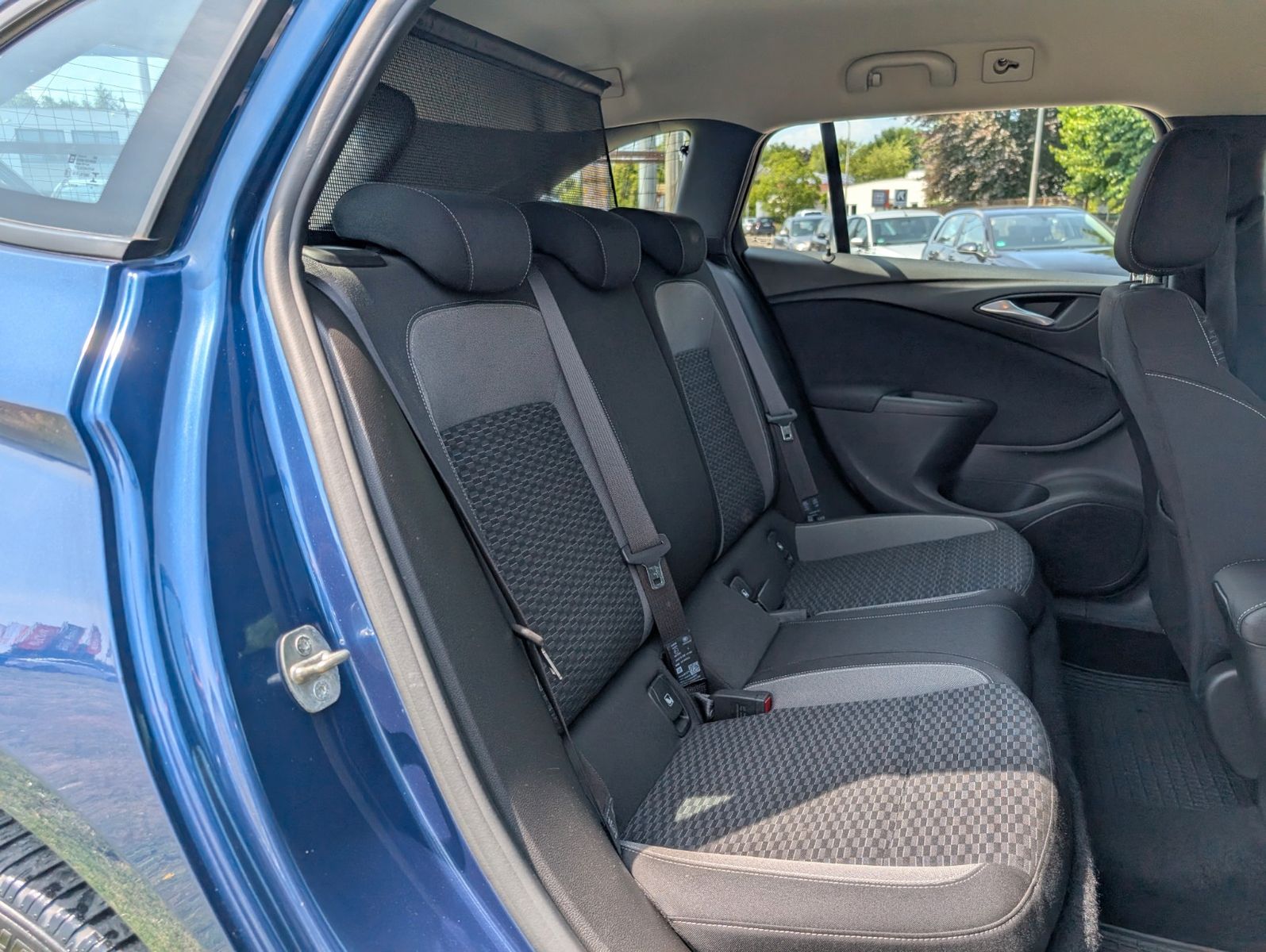 Opel Astra K Sports Tourer Business - Samsaru's Car Outlet