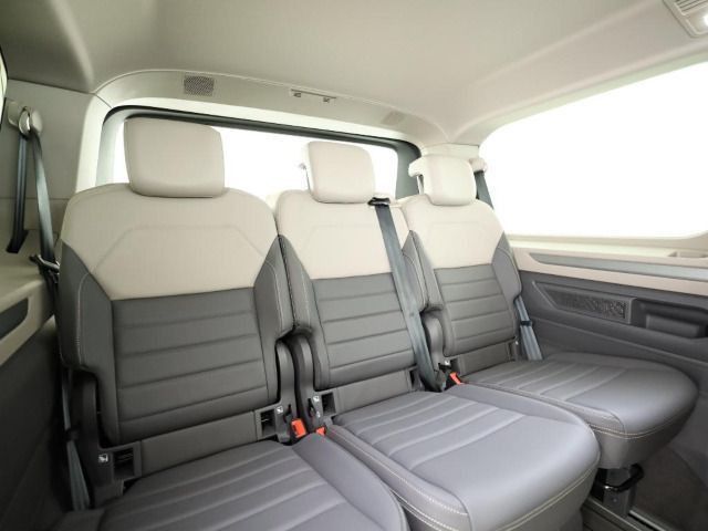 Volkswagen Multivan Style LÜ 2,0TSI 150kW DCC AGR AHK HK