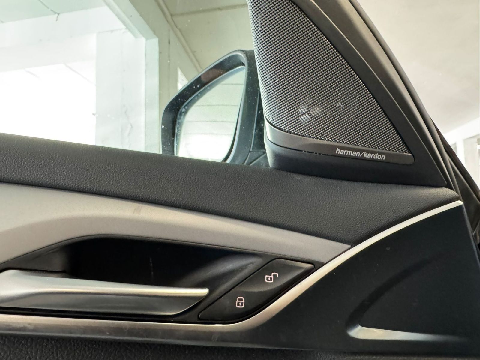 BMW 530 e x Drive H-KARDON/CAM/ACC/WIFI/LED/INDUKTIO