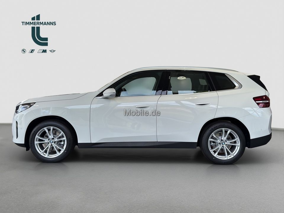 BMW X3 xDrive20 19" PREMIUM + COMFORT PAKET + PANO.