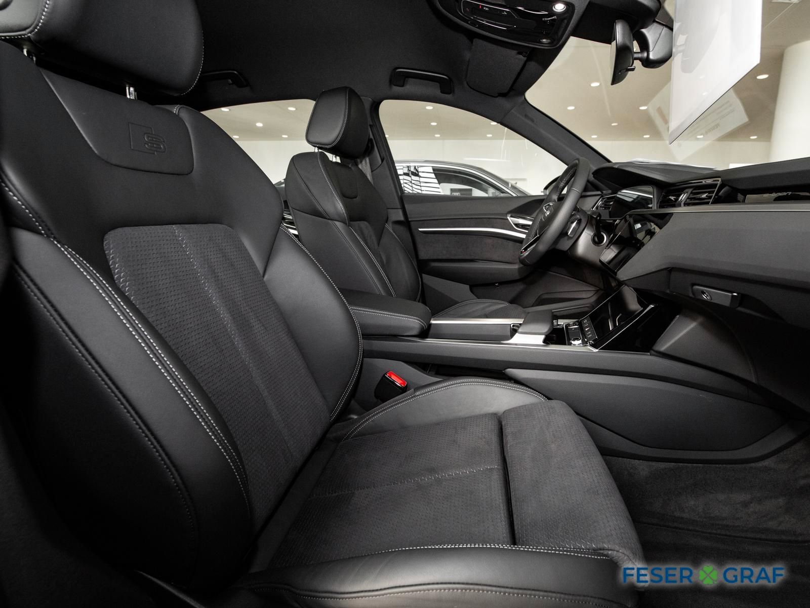 Audi Q8 Sportback e-tron 55 S line - Samsaru's Car Outlet
