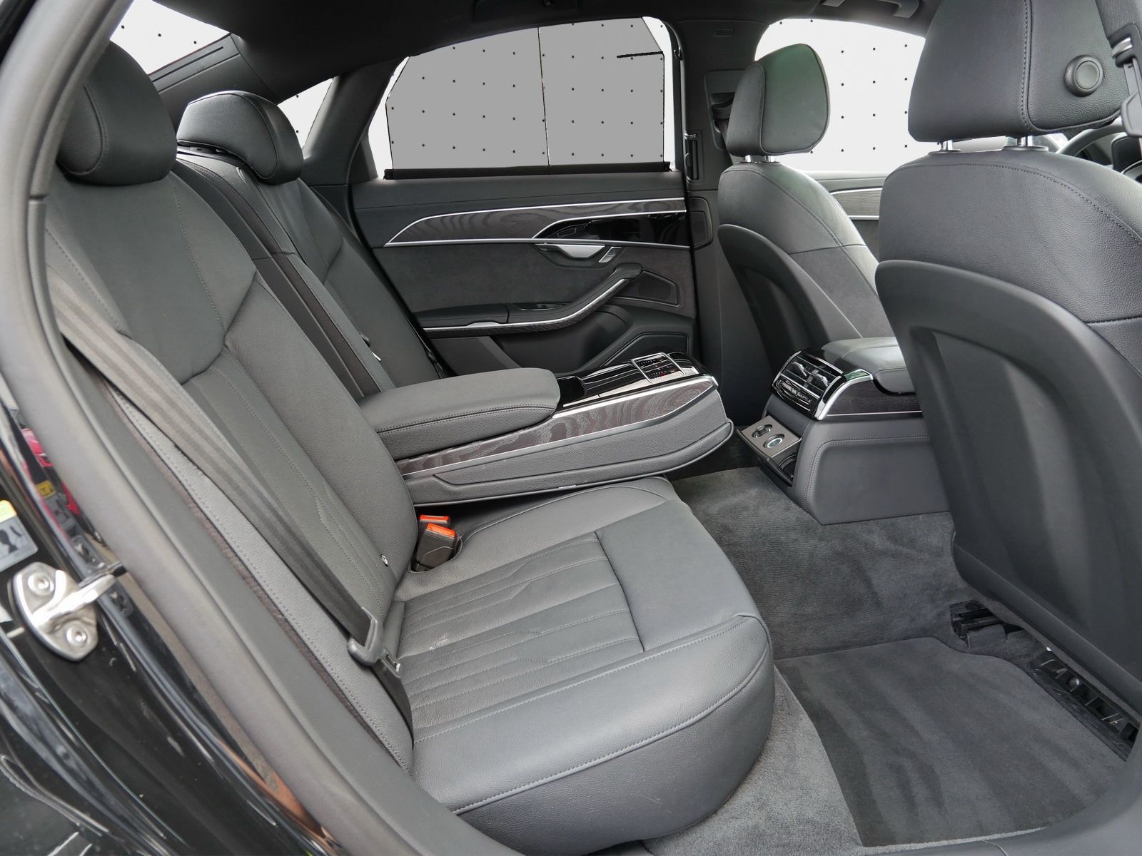 Audi A8 50 TDI qu. - Samsaru's Car Outlet